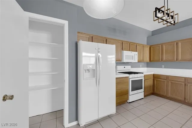 $2,045 | 752 Camino La Paz, Henderson, NV 89012