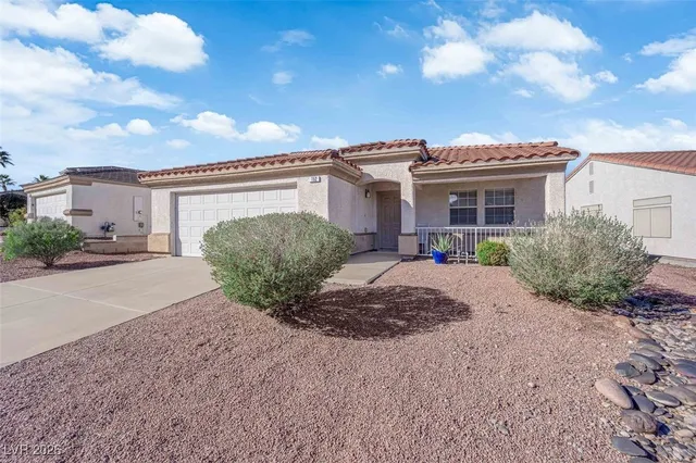 $2,045 | 752 Camino La Paz, Henderson, NV 89012