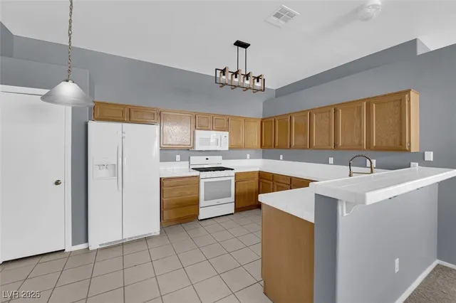 $2,045 | 752 Camino La Paz, Henderson, NV 89012