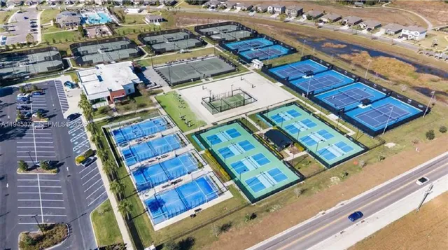 $2,000 | 6346 Back Forty Loop, Unit 6346, Zephyrhills, FL 33541