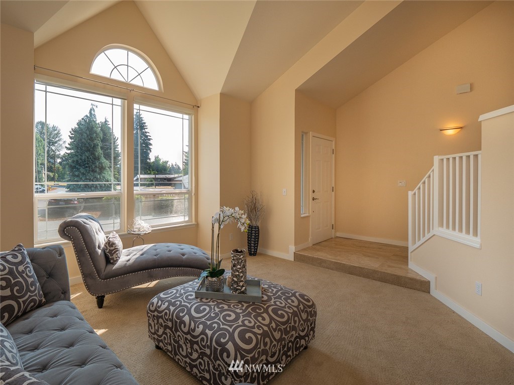 4011 Northeast 18th Street Renton, WA 98056 - Photo 2 of 25