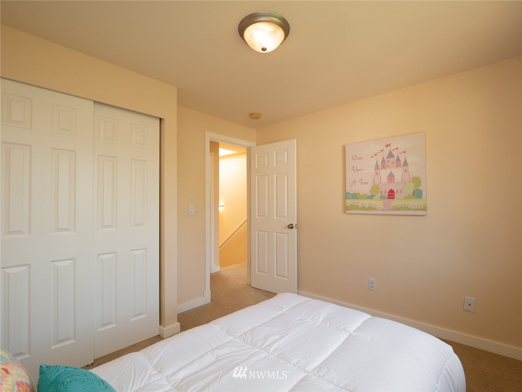 4011 Northeast 18th Street Renton, WA 98056 - Photo 14 of 25