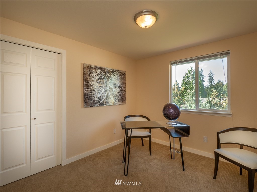 4011 Northeast 18th Street Renton, WA 98056 - Photo 15 of 25