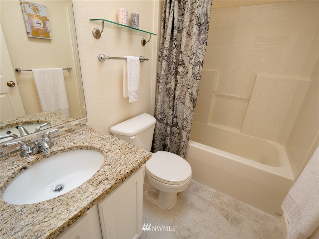 4011 Northeast 18th Street Renton, WA 98056 - Photo 16 of 25