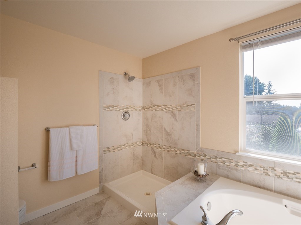 4011 Northeast 18th Street Renton, WA 98056 - Photo 21 of 25