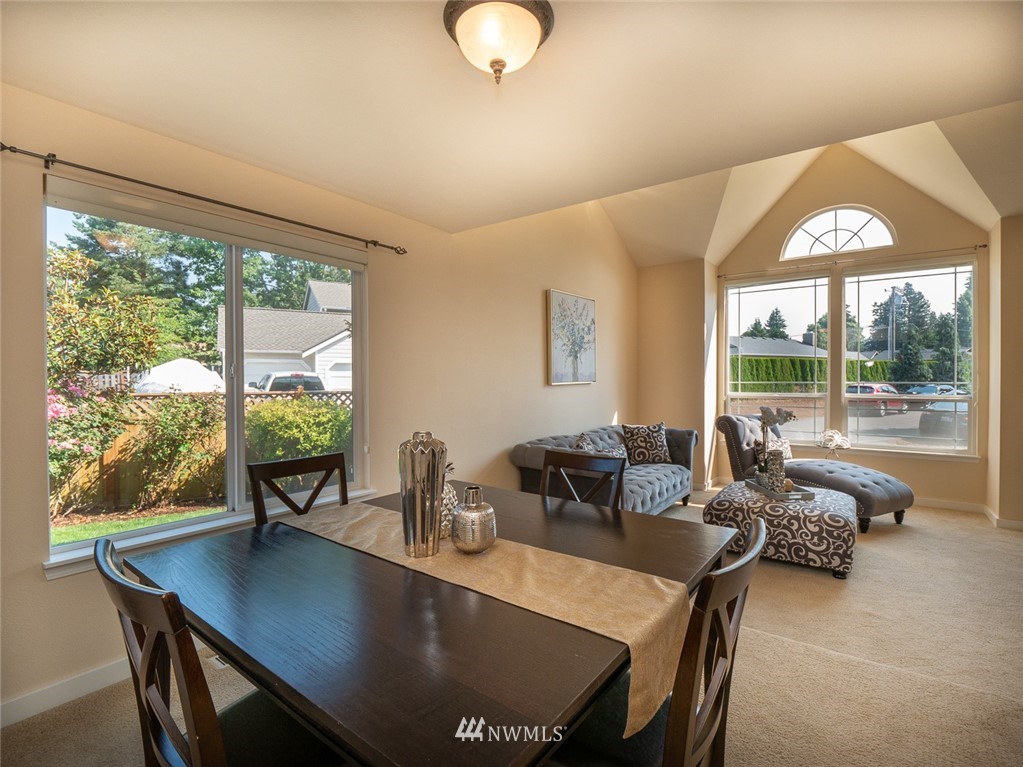 4011 Northeast 18th Street Renton, WA 98056 - Photo 4 of 25