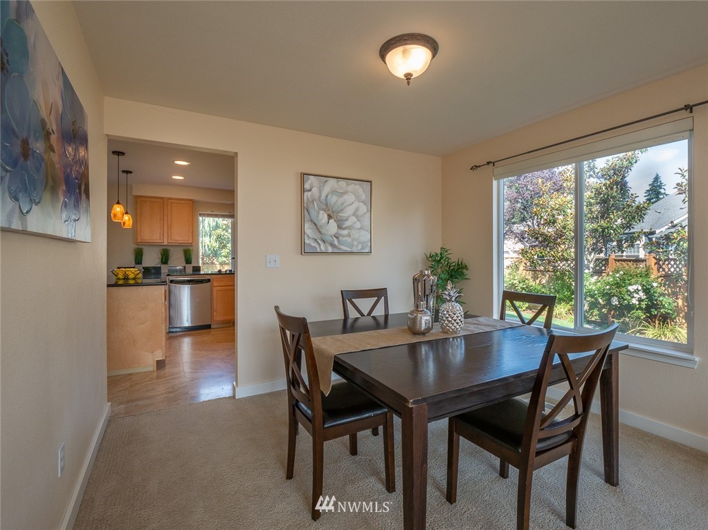 4011 Northeast 18th Street Renton, WA 98056 - Photo 5 of 25