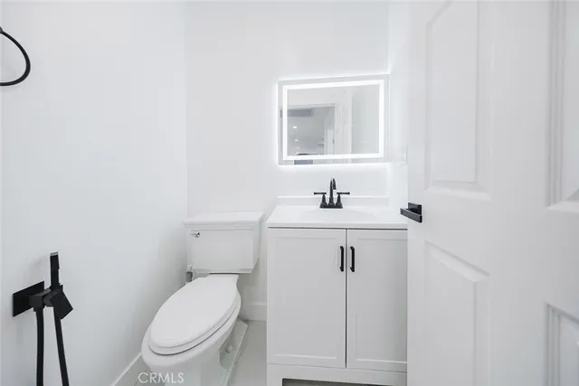 $1,699,000 | 9055 Forbes Avenue, Northridge, CA 91343