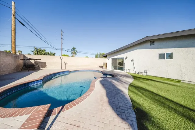 $1,699,000 | 9055 Forbes Avenue, Northridge, CA 91343