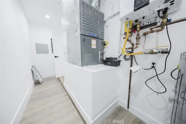 $1,699,000 | 9055 Forbes Avenue, Northridge, CA 91343