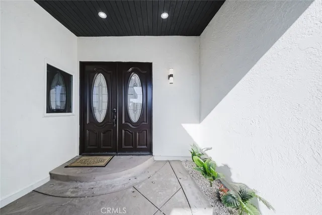 $1,699,000 | 9055 Forbes Avenue, Northridge, CA 91343