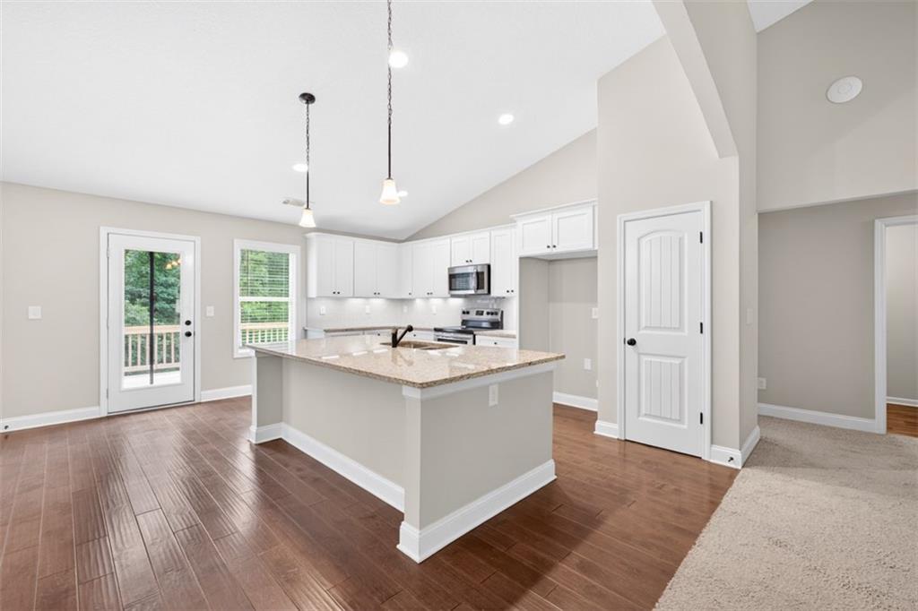 561 Oconee Lane Commerce, GA 30529 - Photo 12 of 52