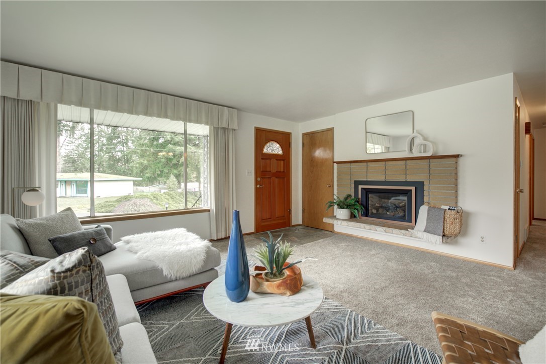 16301 Southeast 131st Place Renton, WA 98059 - Photo 8 of 24 Gallery Image 8