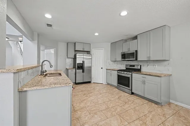 $458,333 | 6514 Toscano Drive, Rowlett, TX 75089