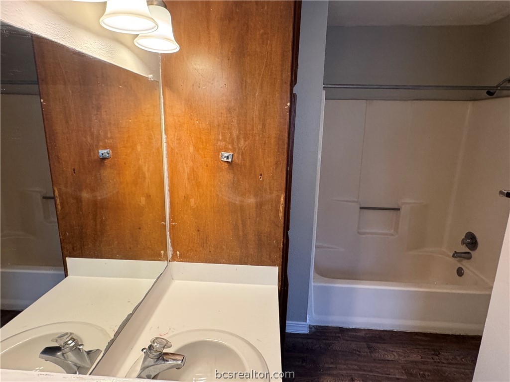 2000 Monito Way, Unit D Bryan, TX 77807 - Photo 16 of 17 Gallery Image 16
