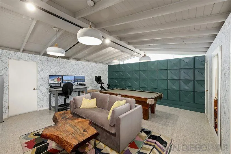 5635 Dartford Way San Diego, CA 92120 - Photo 20 of 26 a living room with furniture