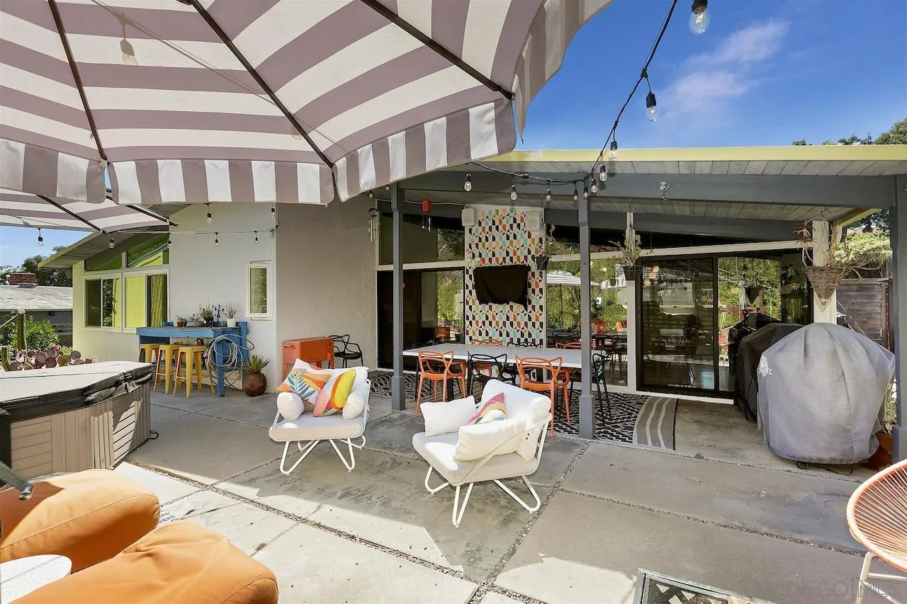 5635 Dartford Way San Diego, CA 92120 - Photo 22 of 26 a view of a chairs and table in a patio