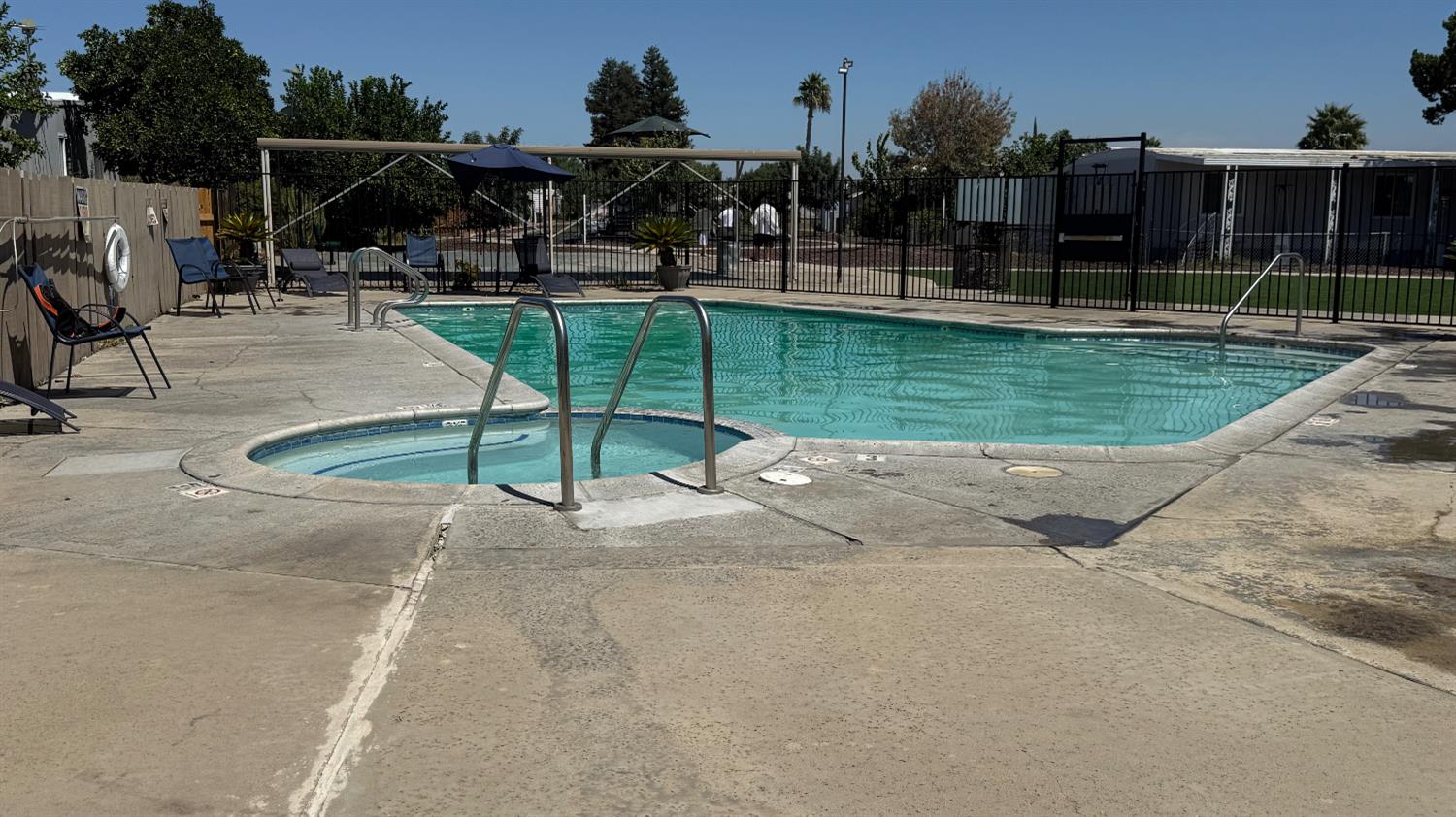 2845 East Hatch Road, Unit 97 Ceres, CA 95351 - Photo 22 of 22 COMMUNITY POOL