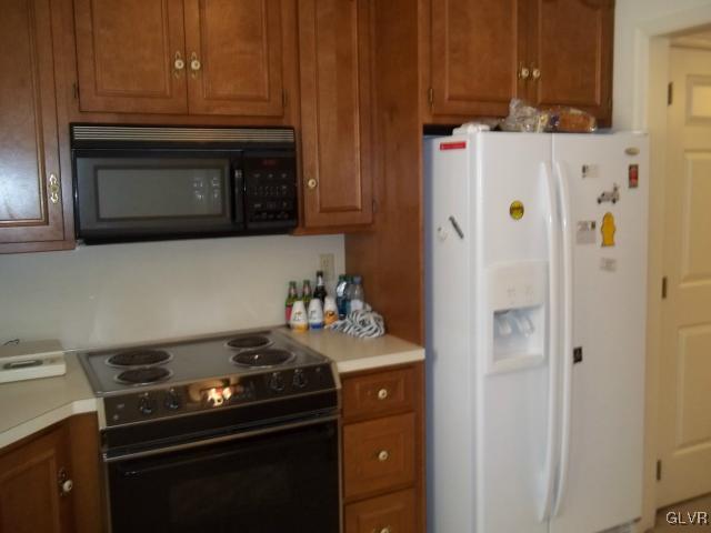 911 Cold Spring Road, Unit 7 Allentown, PA 18103 - Photo 9 of 15 Gallery Image 9
