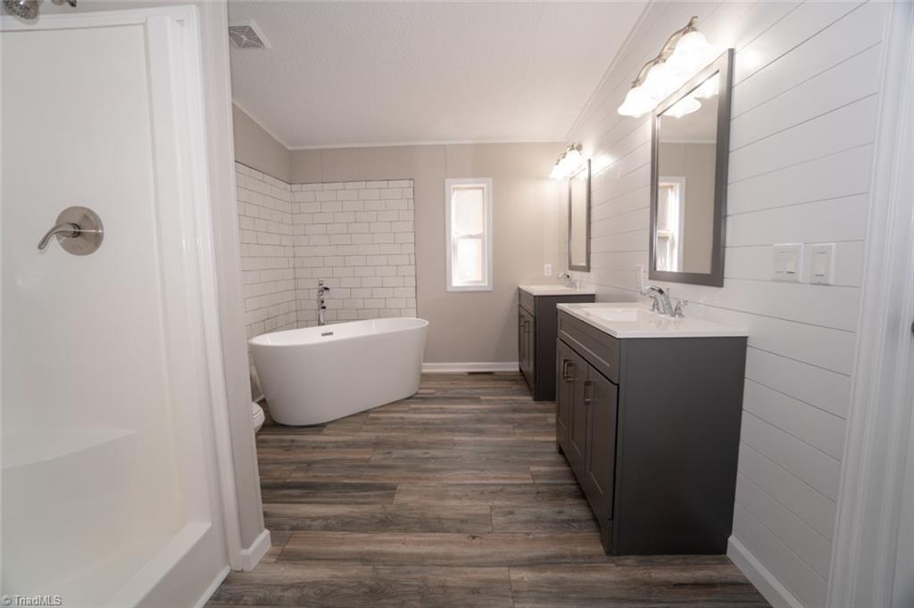 5716 Rena Road Hamptonville, NC 27020 - Photo 10 of 29 Gallery Image 10