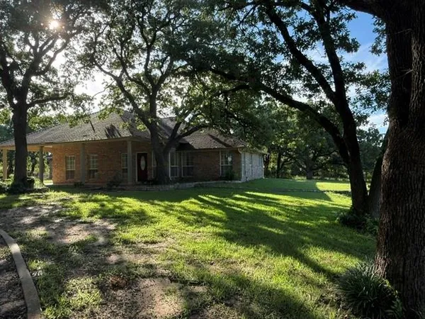 $1,250,000 | 8600 County Road 530, Mansfield, TX 76063
