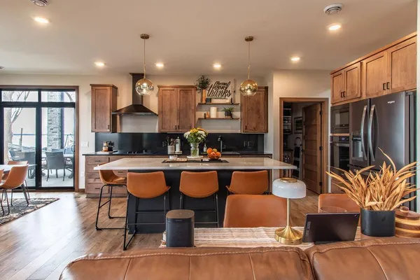 $1,800,000 | 12797 Old North Shore Drive, Spicer, MN 56288