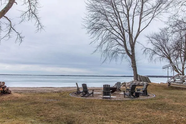 $1,800,000 | 12797 Old North Shore Drive, Spicer, MN 56288
