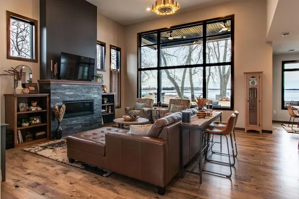 $1,800,000 | 12797 Old North Shore Drive, Spicer, MN 56288