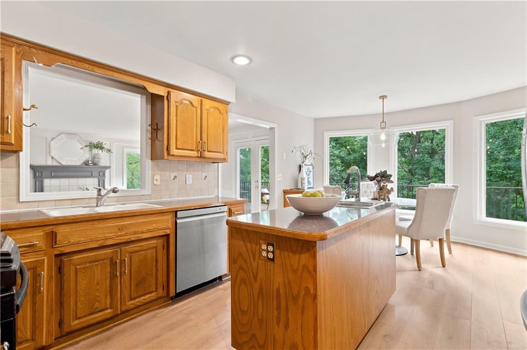 7905 Mullen Road Lenexa, KS 66215 - Photo 11 of 32