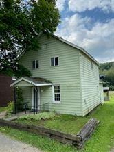 90 Vanderbilt Street Commodore, PA 15729 - Photo 1 of 7 Gallery Image 1