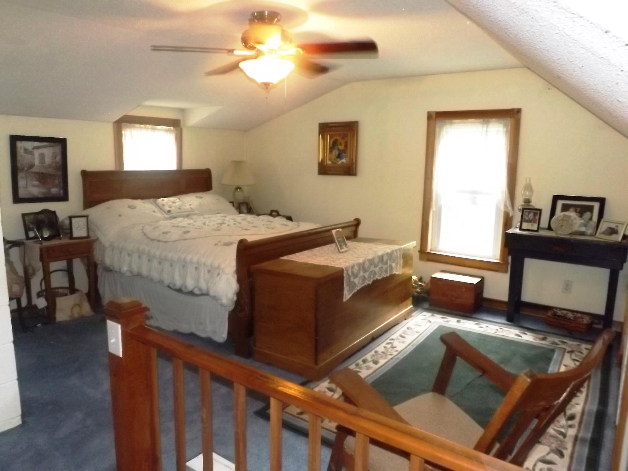 540 Parker Road Manchester, TN 37355 - Photo 25 of 30 a bed room with a bed and a television
