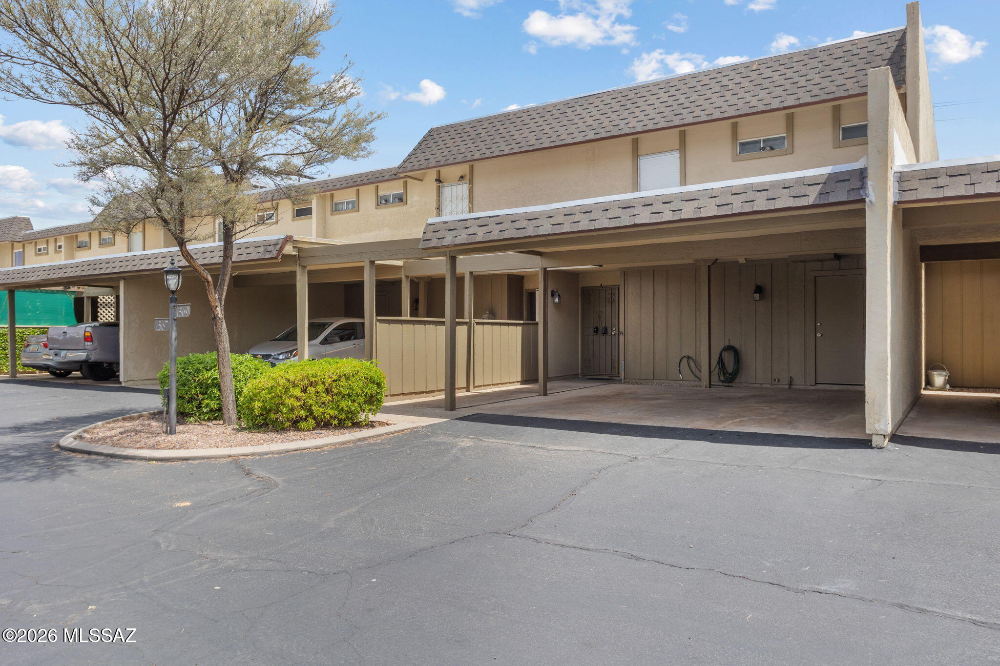 1569 E Prince Rd-1