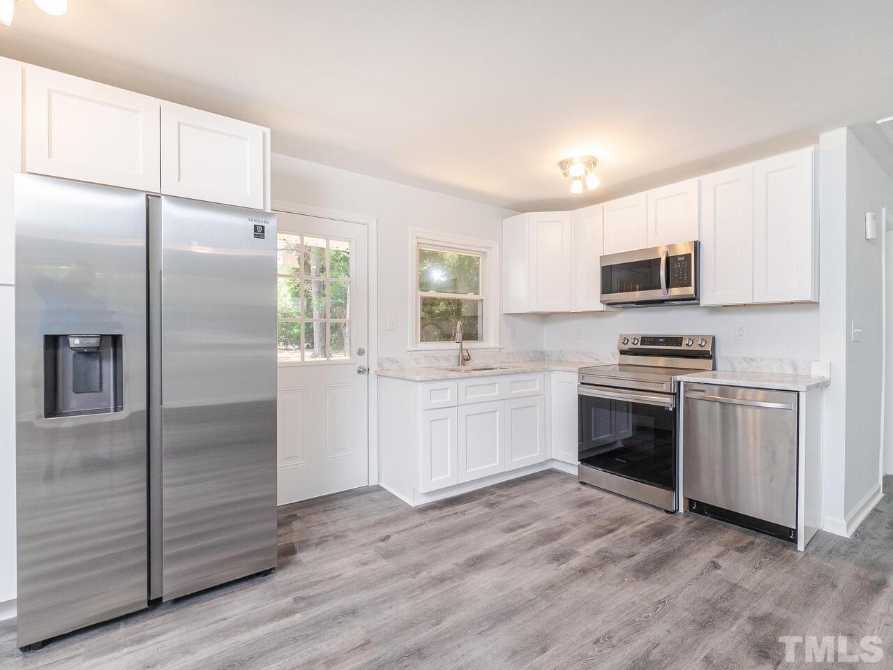 428 Lansing Street Raleigh, NC 27610 - Photo 4 of 13