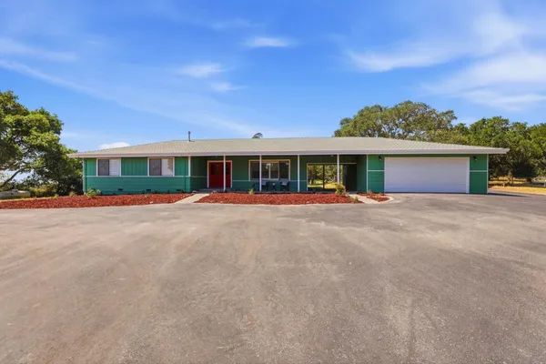 $1,179,000 | 16290 Blackie Road, Salinas, CA 93907