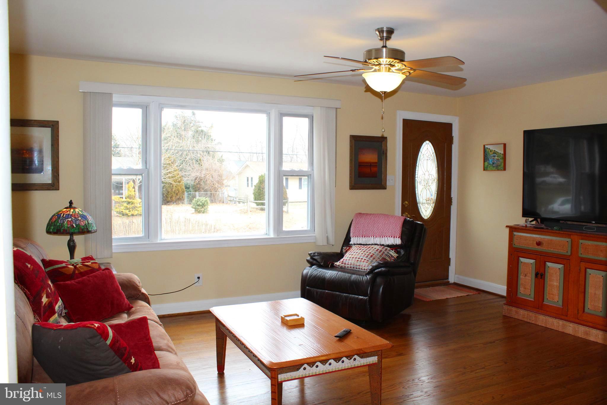1209 Meadow View Road Pasadena, MD 21122 - Photo 11 of 95 Gallery Image 11