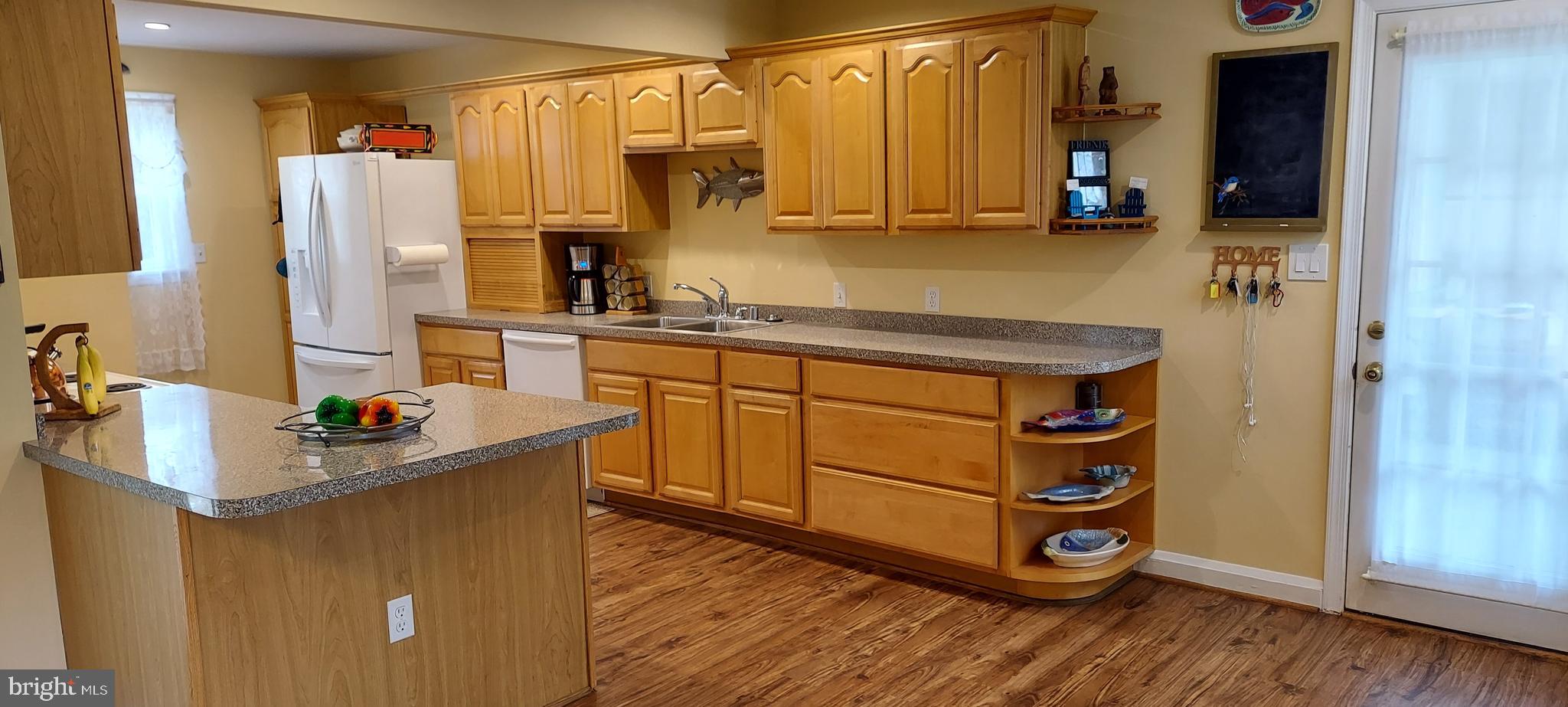 1209 Meadow View Road Pasadena, MD 21122 - Photo 21 of 95 Gallery Image 21