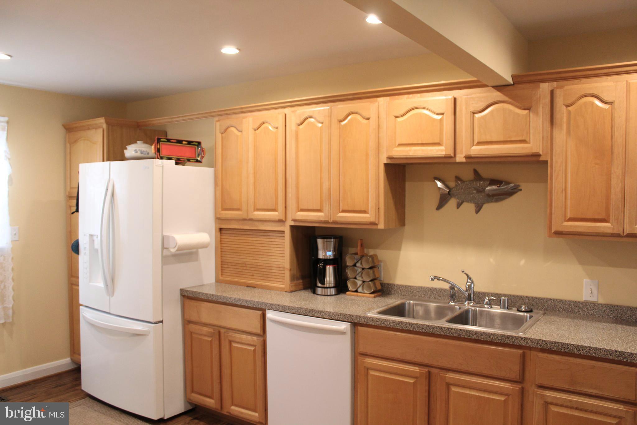 1209 Meadow View Road Pasadena, MD 21122 - Photo 34 of 95 Gallery Image 34