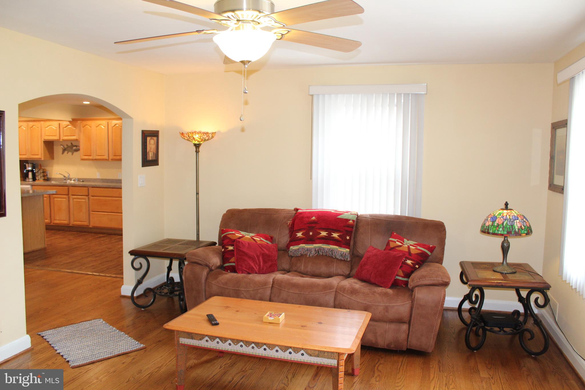 1209 Meadow View Road Pasadena, MD 21122 - Photo 5 of 95 Gallery Image 5