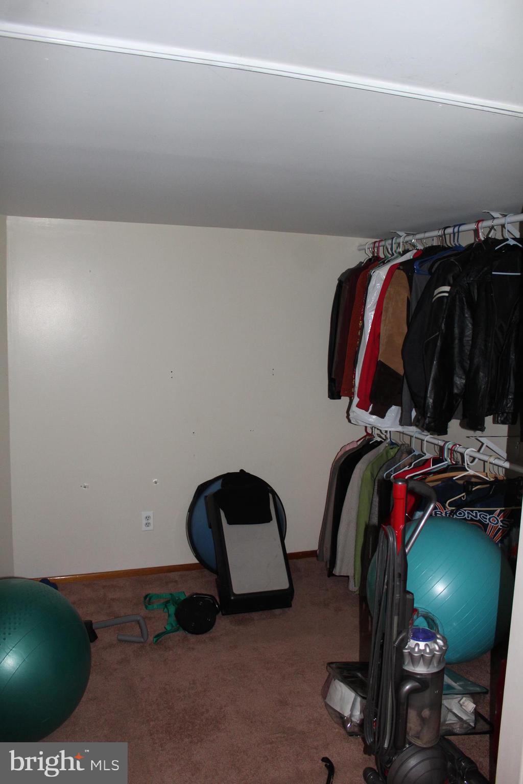 1209 Meadow View Road Pasadena, MD 21122 - Photo 72 of 95 Gallery Image 72