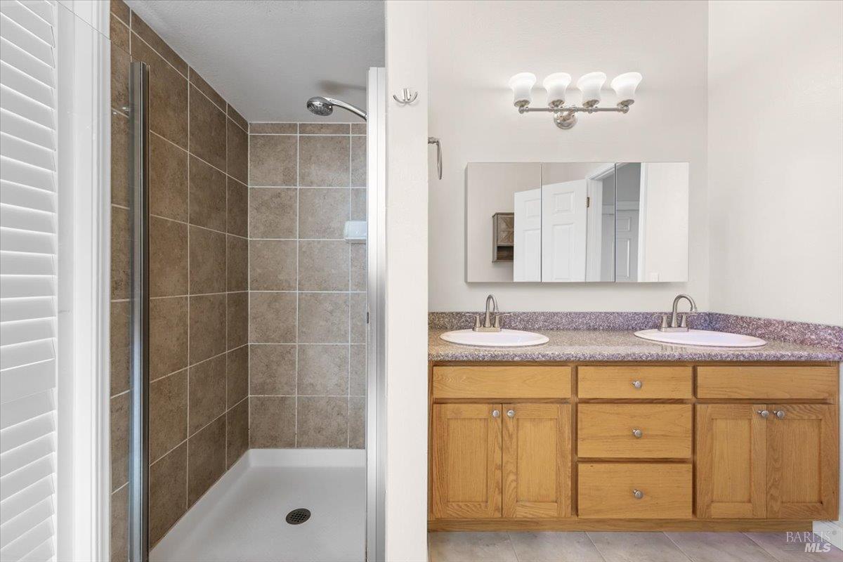 4736 Shade Tree Lane Santa Rosa, CA 95405 - Photo 38 of 46