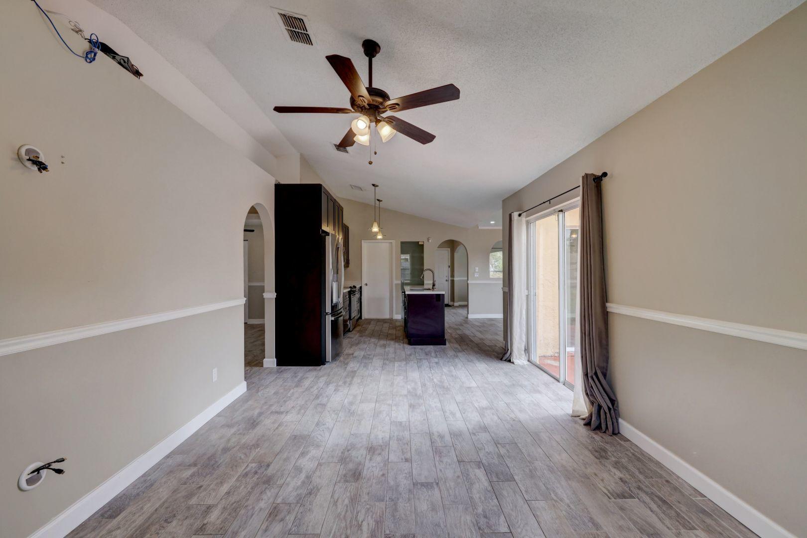 817 Southwest Commonwealth Road Port St. Lucie, FL 34953 - Photo 14 of 39 Family Room