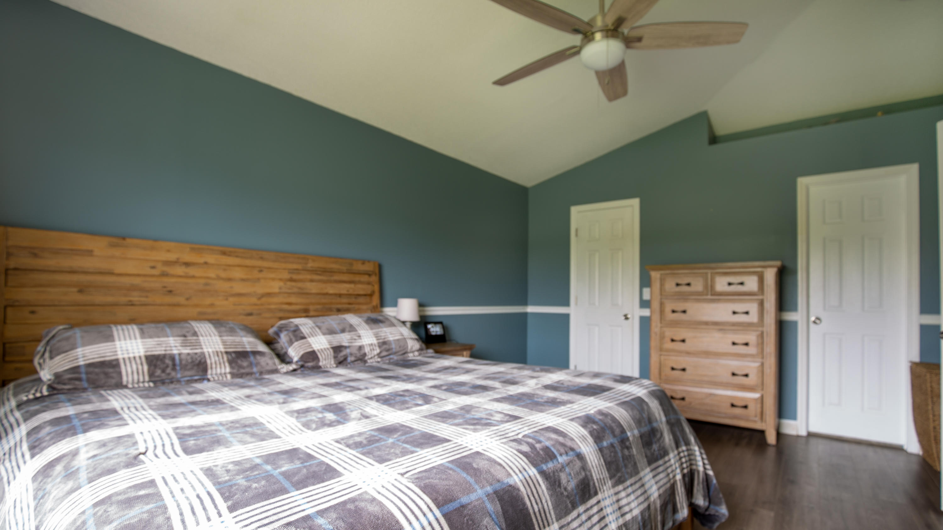 817 Southwest Commonwealth Road Port St. Lucie, FL 34953 - Photo 15 of 39 Master Bedroom (furnished)