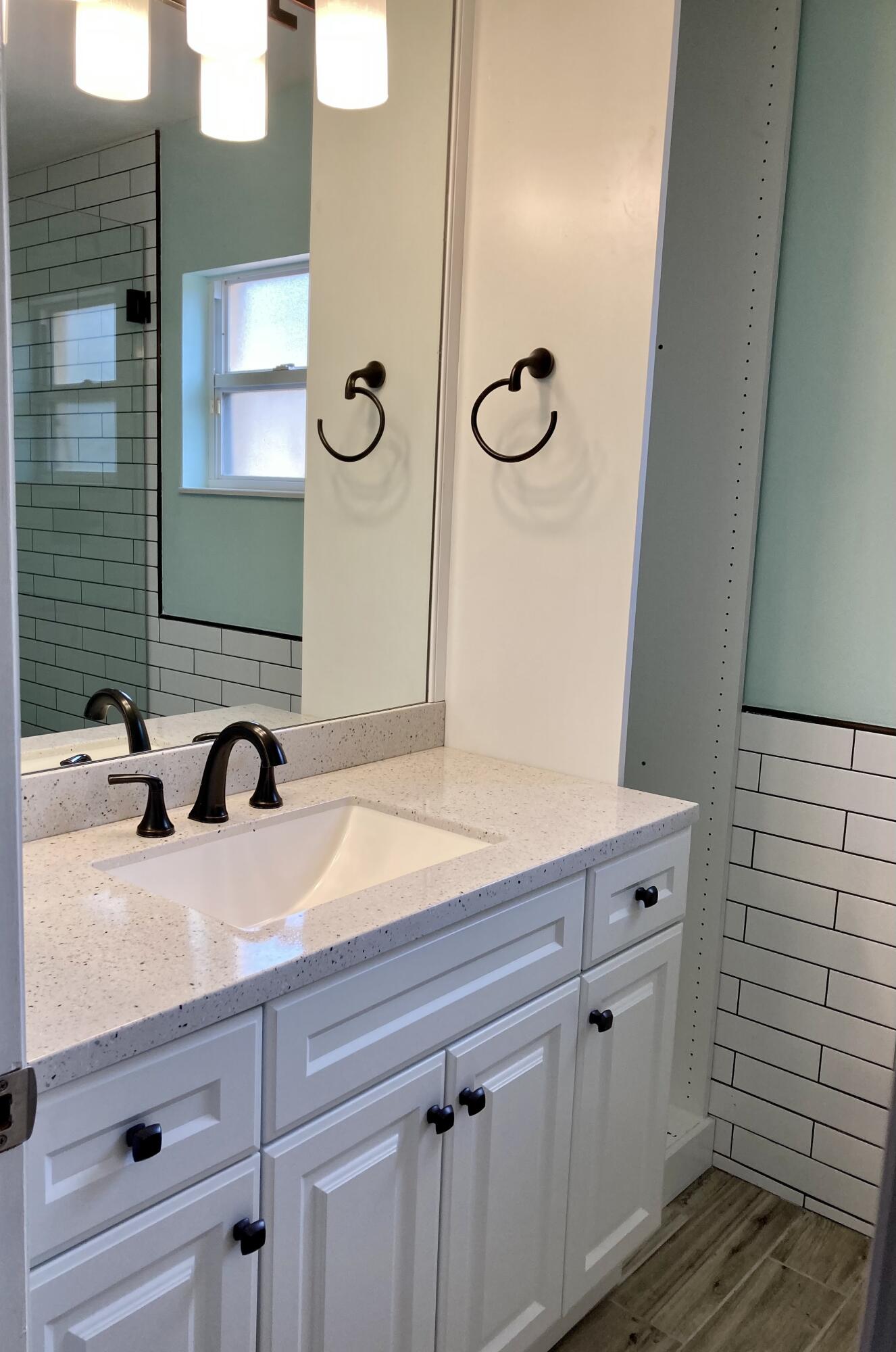 817 Southwest Commonwealth Road Port St. Lucie, FL 34953 - Photo 21 of 39 Master Bathroom