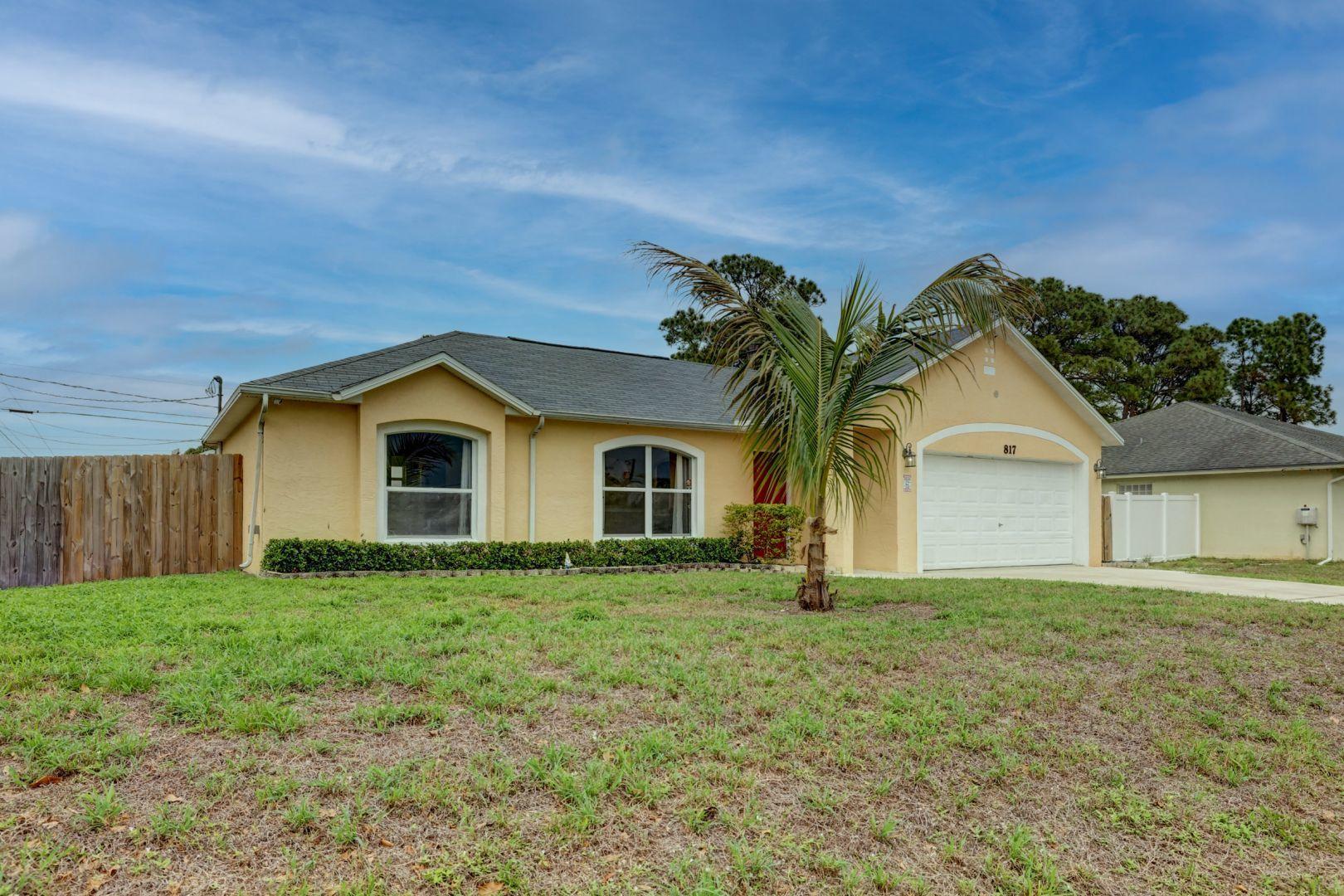 817 Southwest Commonwealth Road Port St. Lucie, FL 34953 - Photo 38 of 39 Front
