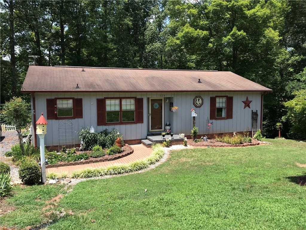 1628 Pepperidge Road Asheboro, NC 27205 - Photo 1 of 29 Gallery Image 1