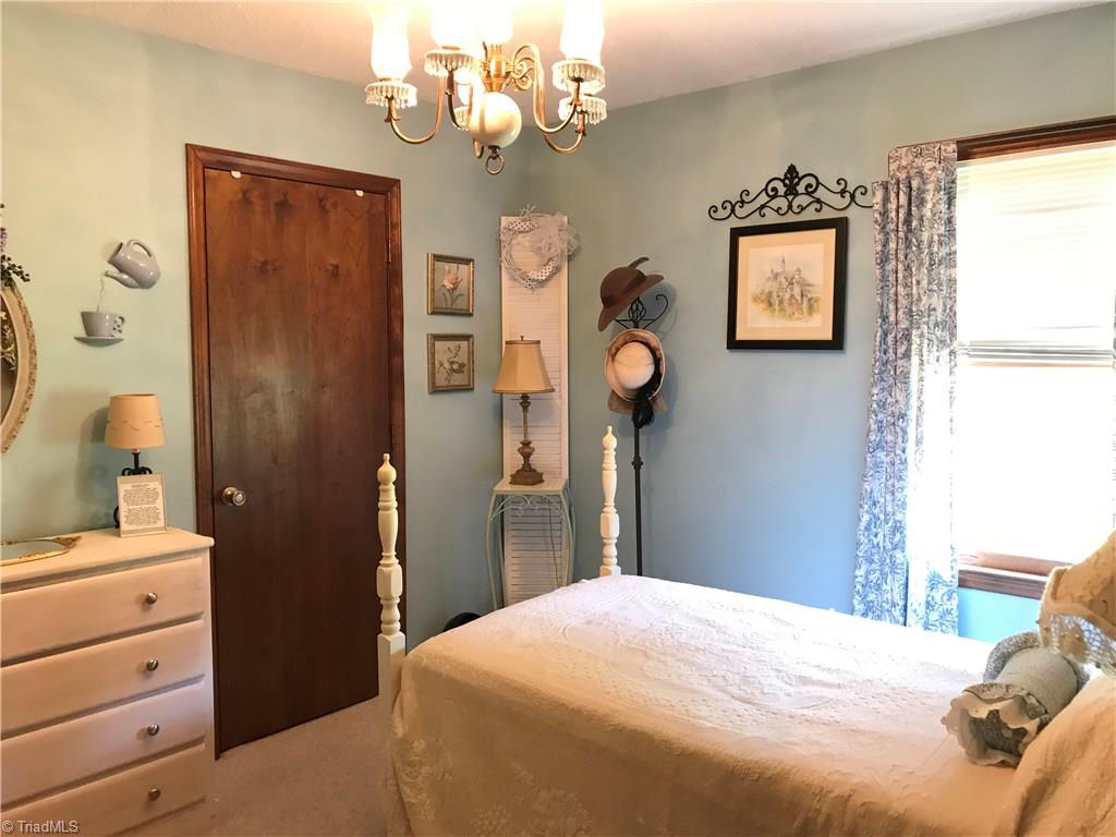 1628 Pepperidge Road Asheboro, NC 27205 - Photo 18 of 29 Gallery Image 18