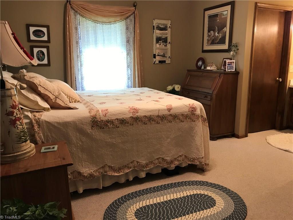 1628 Pepperidge Road Asheboro, NC 27205 - Photo 20 of 29 Gallery Image 20