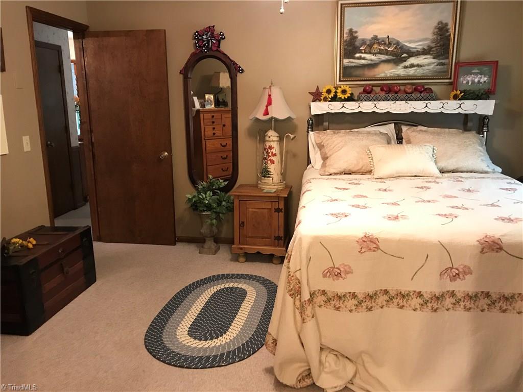 1628 Pepperidge Road Asheboro, NC 27205 - Photo 21 of 29 Gallery Image 21