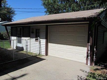 5311 East 13 Mile Road Warren, MI 48092 - Photo 23 of 23 IMG_0079.JPG