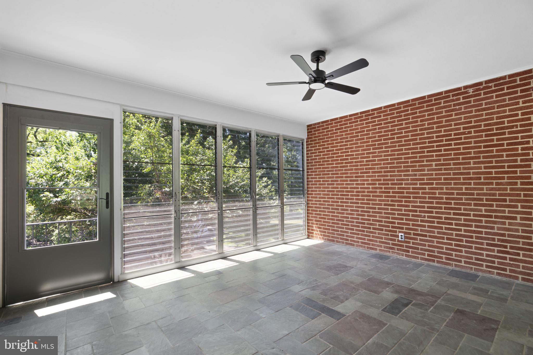 18015 Muncaster Road Rockville, MD 20855 - Photo 30 of 91